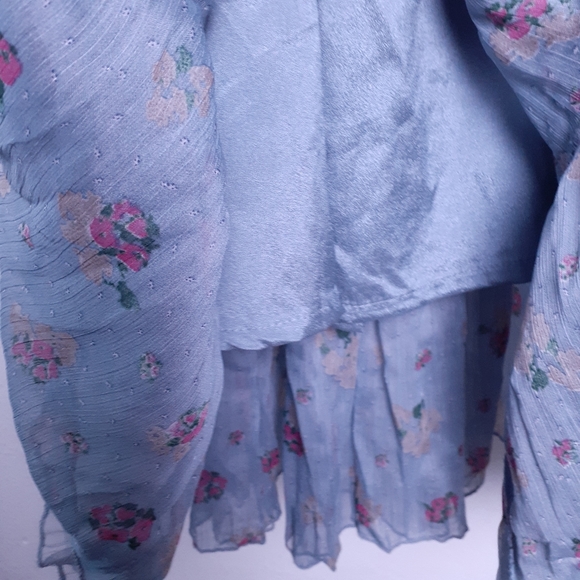 SHE SU STUDIO Tulle Pleated Floral Dress - Picture 5 of 8